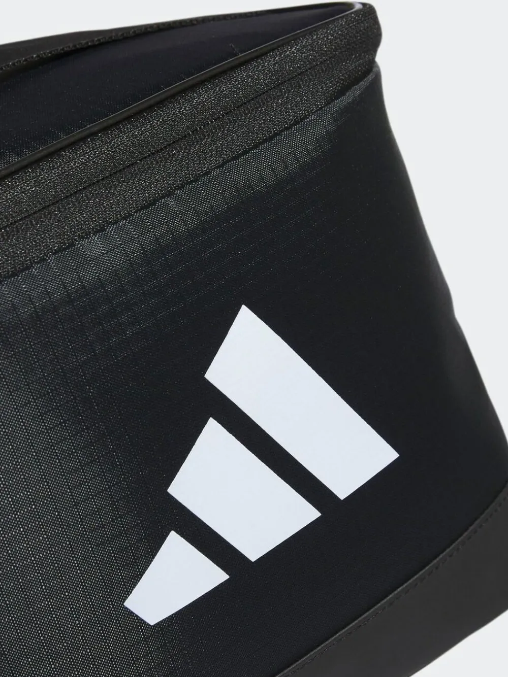 Clearance adidas 3 bar lunch bag Black