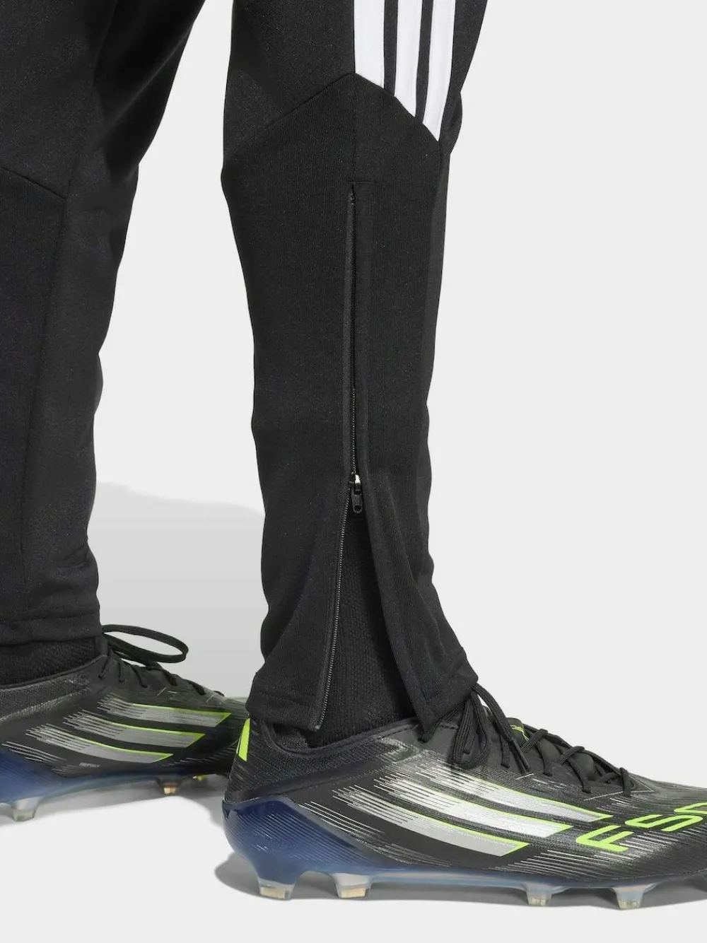 Clearance adidas Tiro 26 Joggers Black