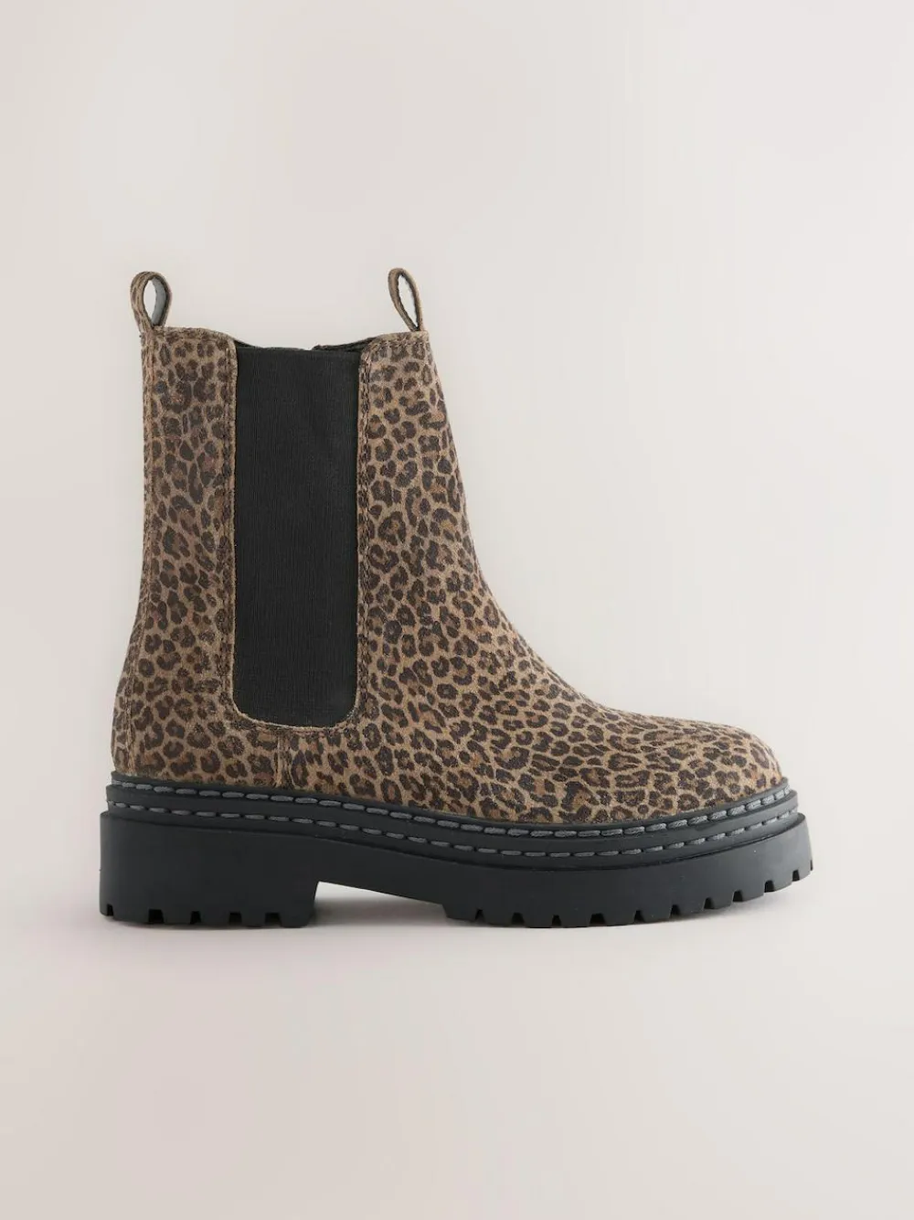 Next Standard Fit (F) Leather Chunky Chelsea Boots^ Boots & Wellies