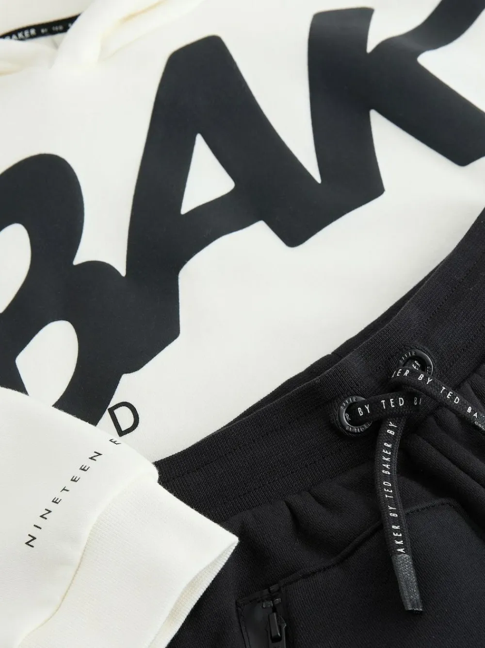 Baker by Ted Baker Oversized Graphic Hoodie and Joggers Set^BOY Sweatshirts & Hoodies|Sweat Pants