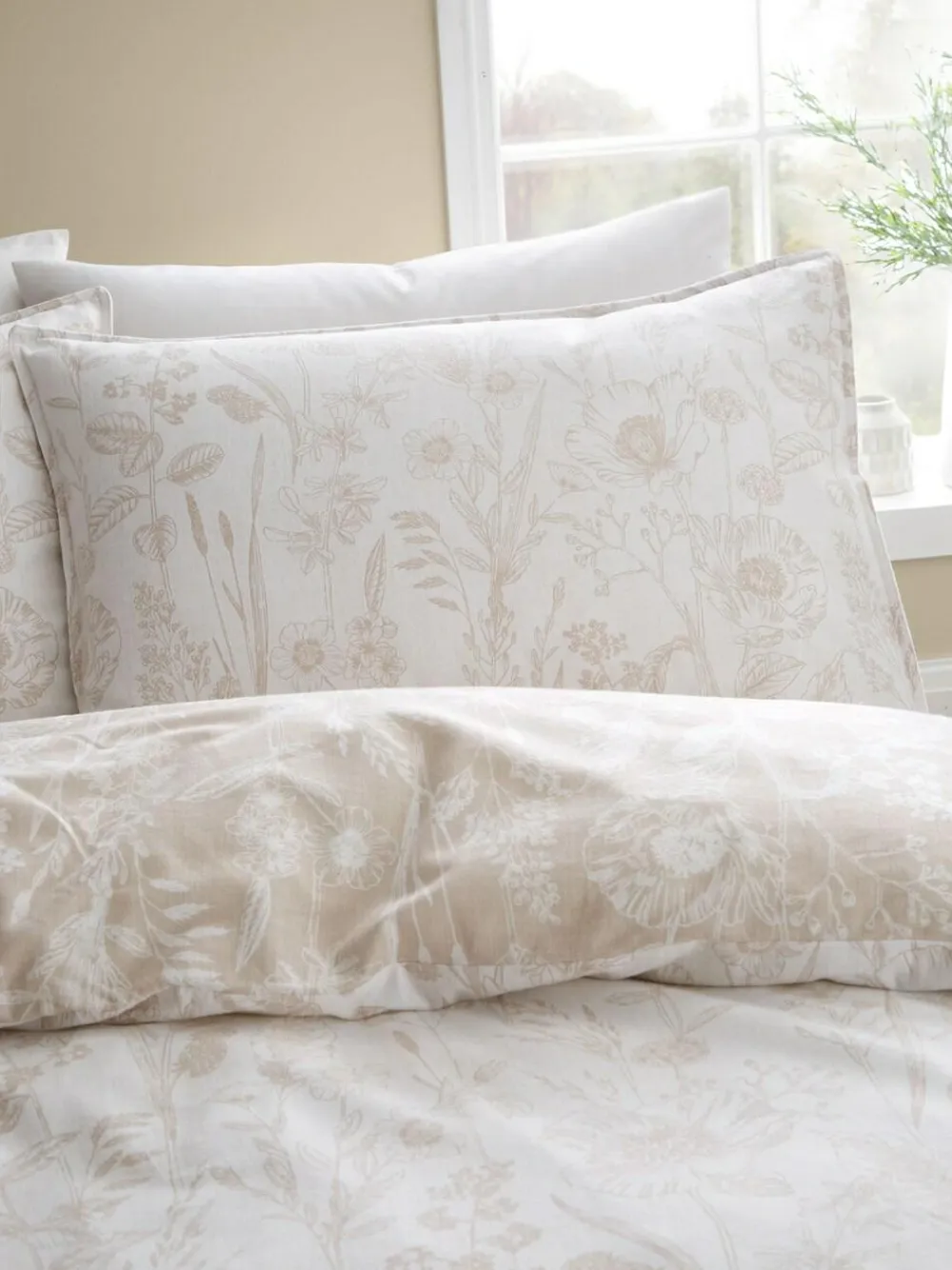 Discount Bianca Natural Supersoft 100% Brushed Cotton Floral Duvet Cover Set