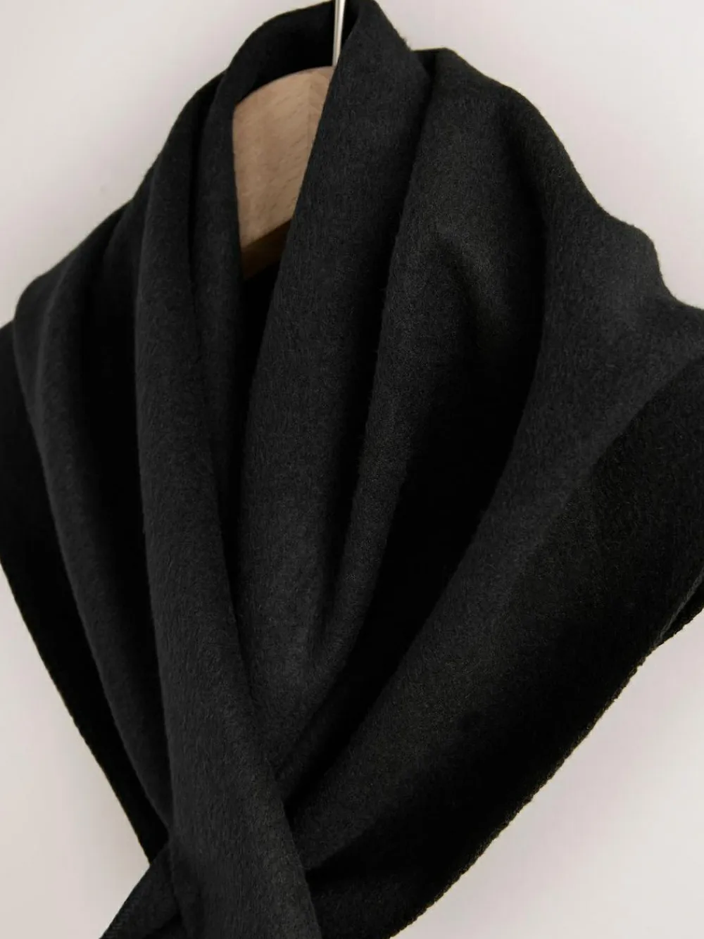 Next Triangle Scarf^Women Hats, Gloves & Scarves|Hats, Gloves & Scarves