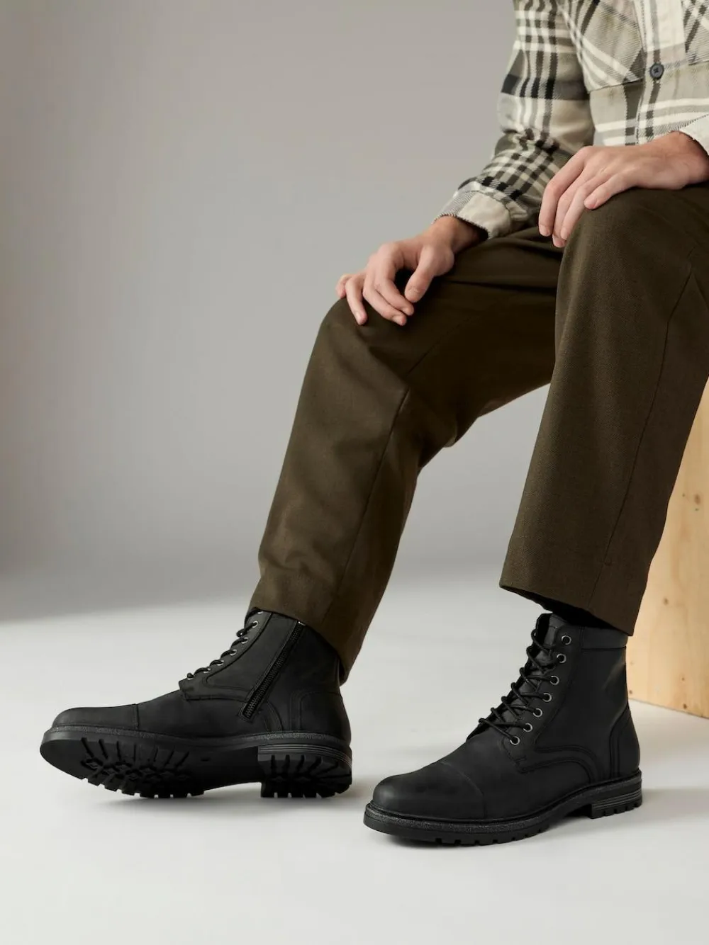 Hot Next Leather Toe Cap Zip Up Boots Black
