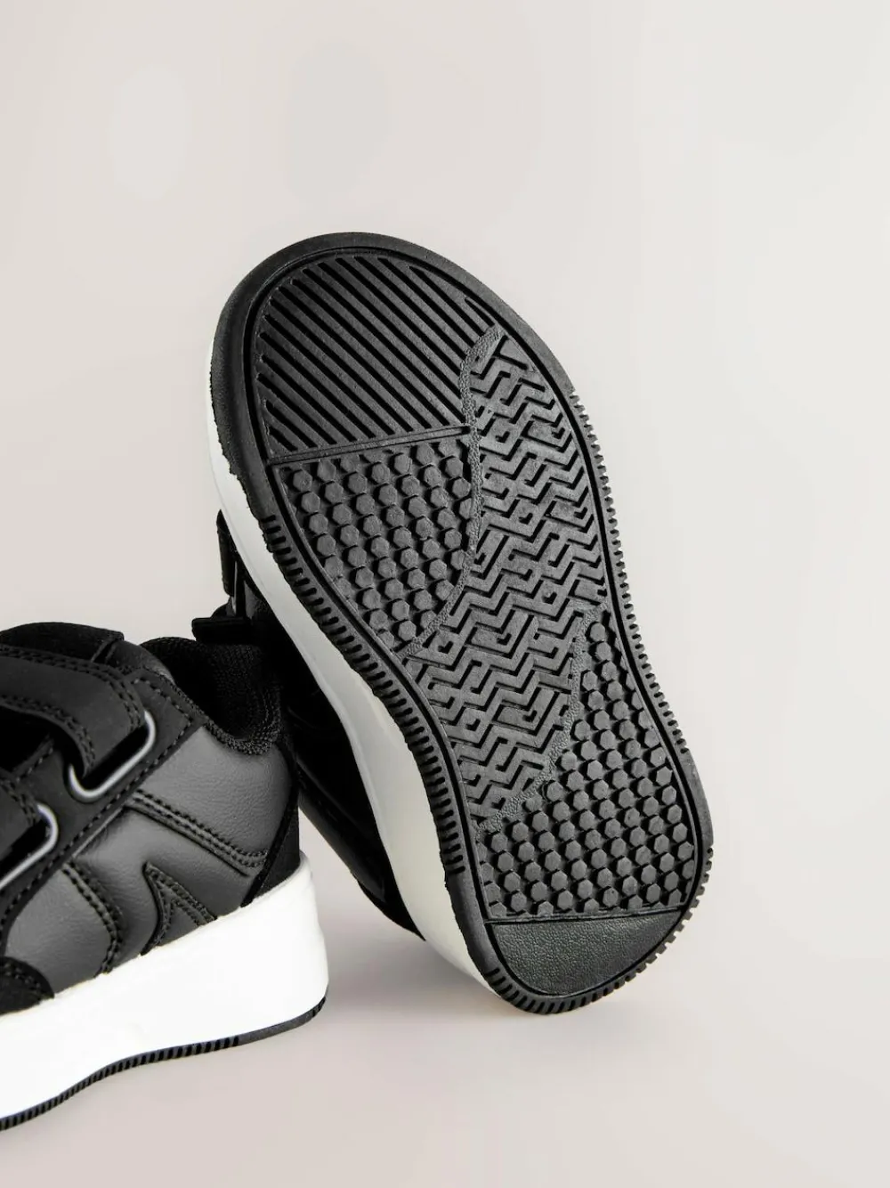 Next Standard Fit (F) Touch Fastening Two Strap Trainers^BOY Sneakers|Sneakers