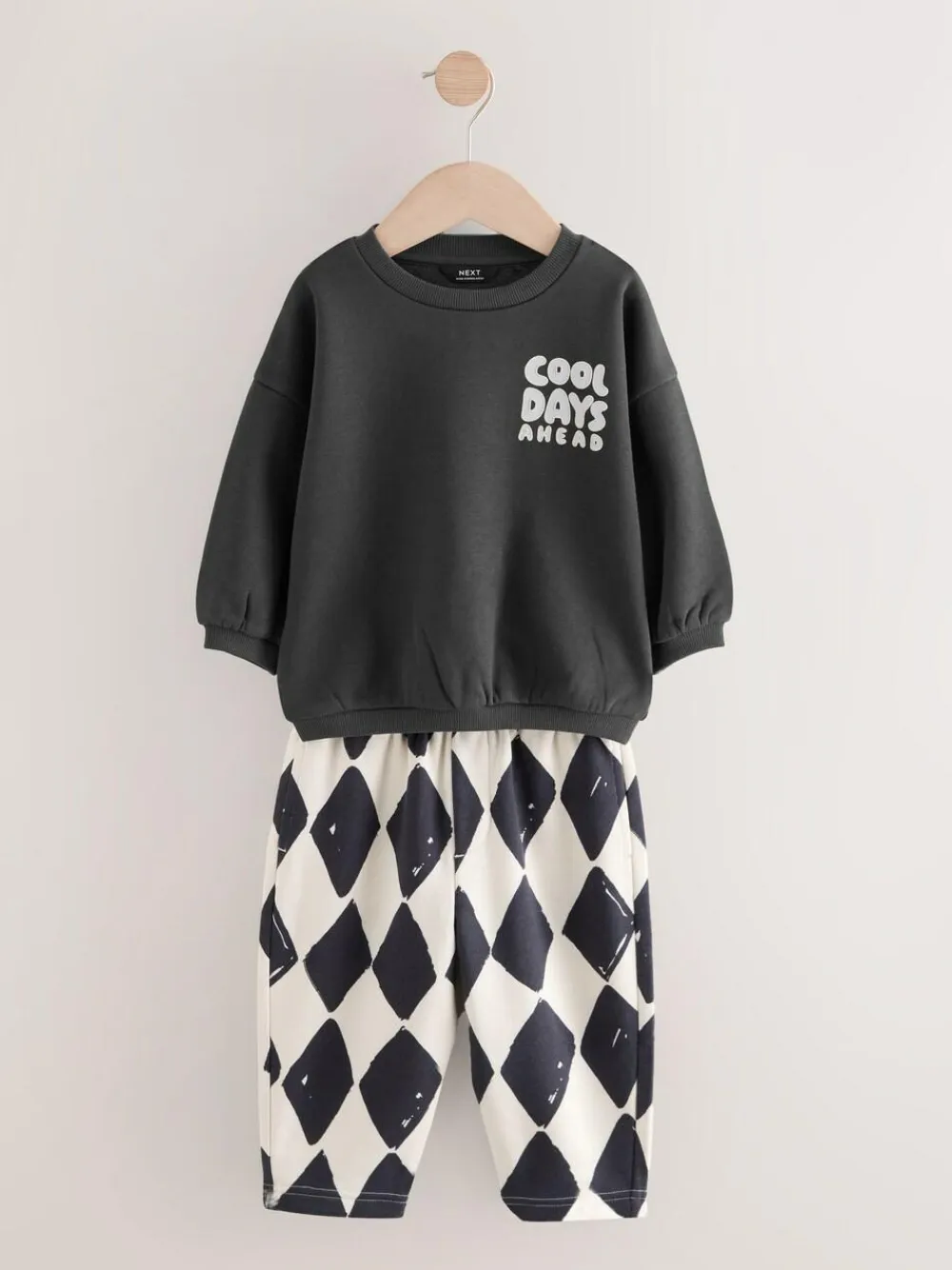 Next Black/White Printed 2 Pack Sweatshirt And Stripe Joggers Set (3mths-7yrs)^BOY Sweatshirts & Hoodies|Sets & Co-Ords