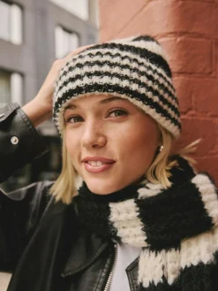 Next Stripe Knitted Beanie Hat Black/White