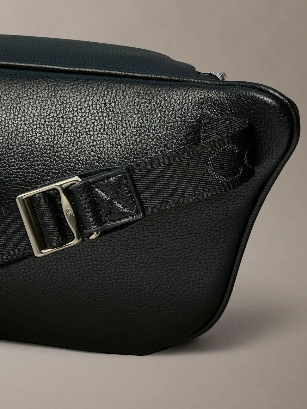 Outlet Calvin Klein Black Webbing Strap Waistbag