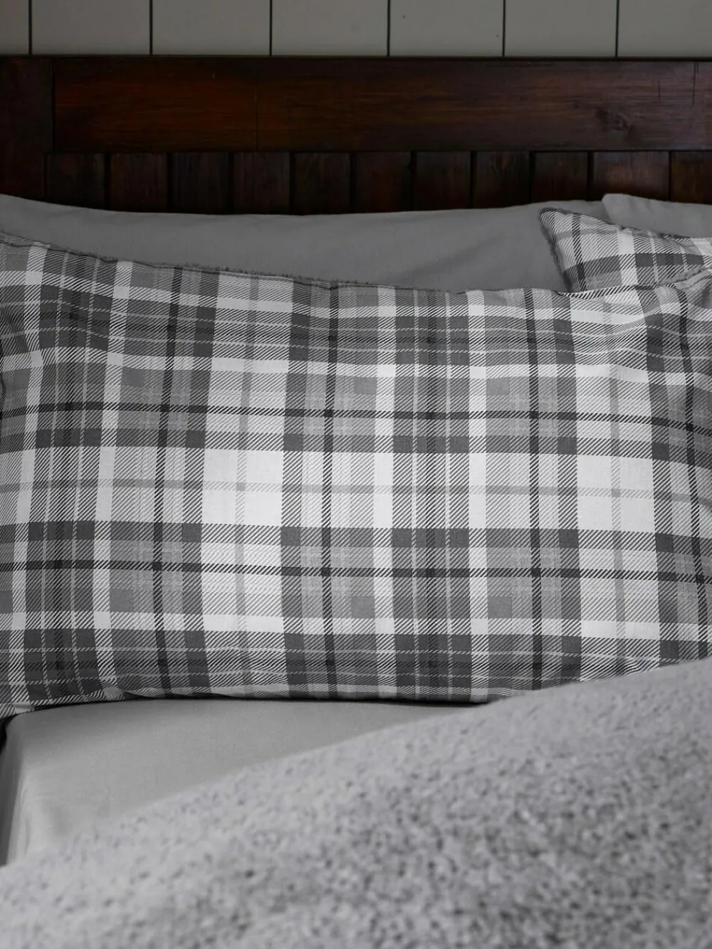 Catherine Lansfield Cosy Sherpa Check Duvet Cover Set^ Branded Bedlinen