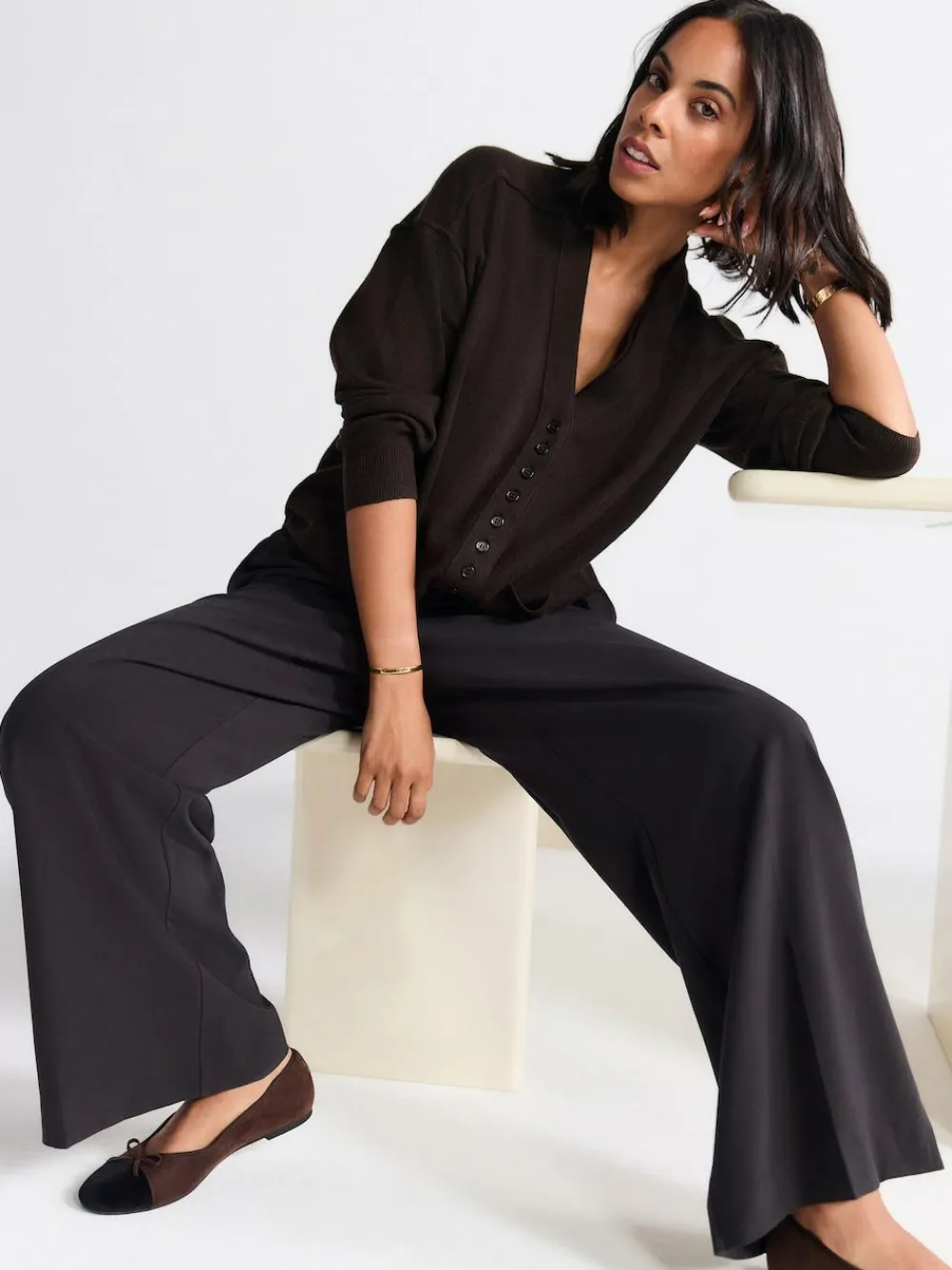 Next Chocolate Brown Supersoft V-Neck Cardigan With Pockets^Women Knitwear|Knitwear