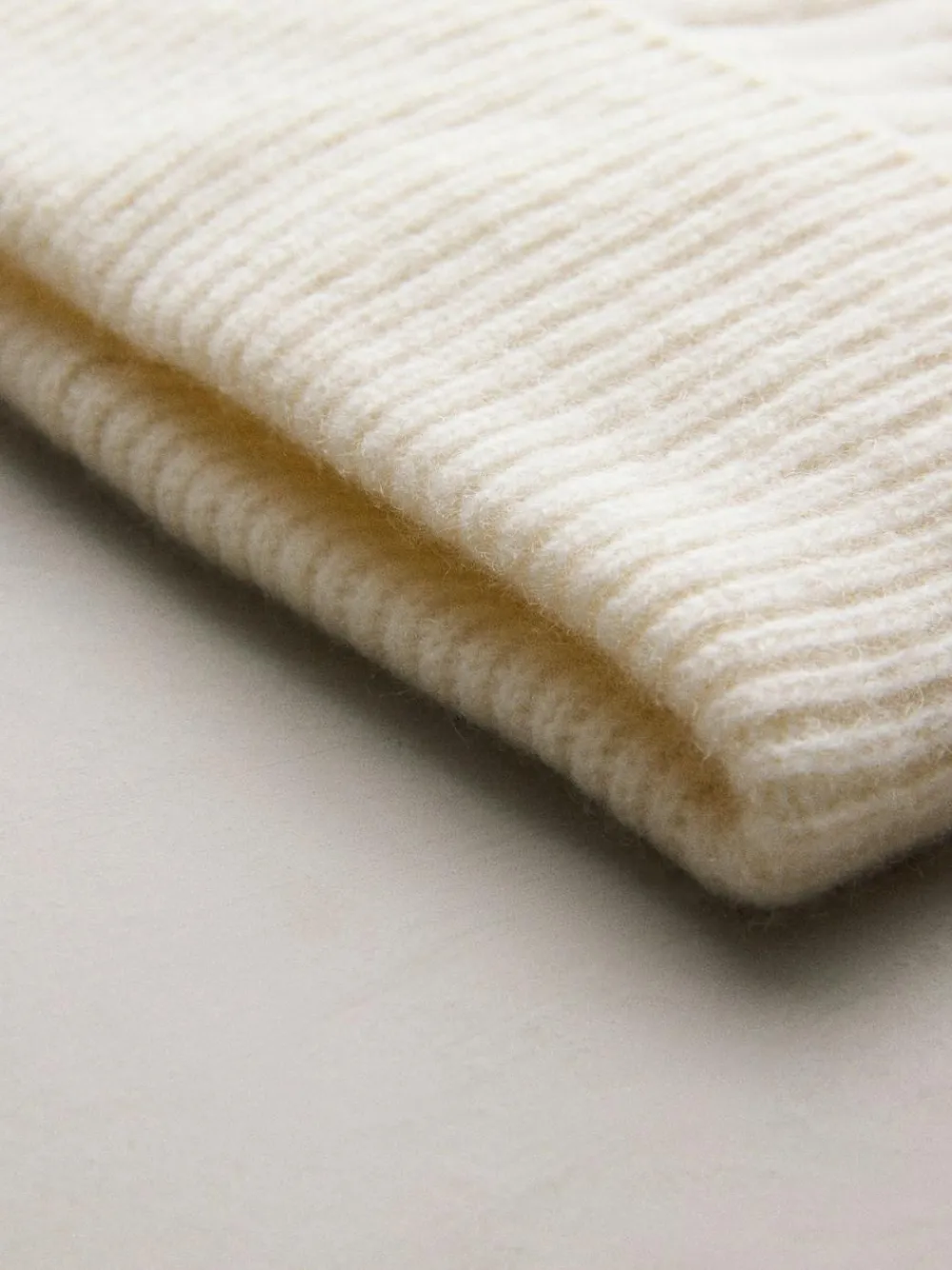 Next N. Premium 100% Cashmere Knitted Pom Hat^Women Hats|Hats, Gloves & Scarves