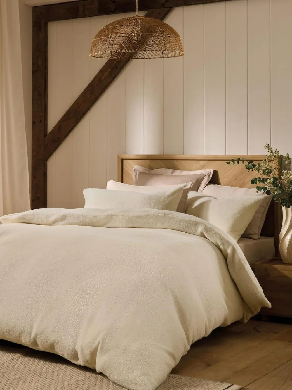 Next Cream Teddy Fleece Duvet Cover and Pillowcase Set^ Bedsets & Duvet Covers