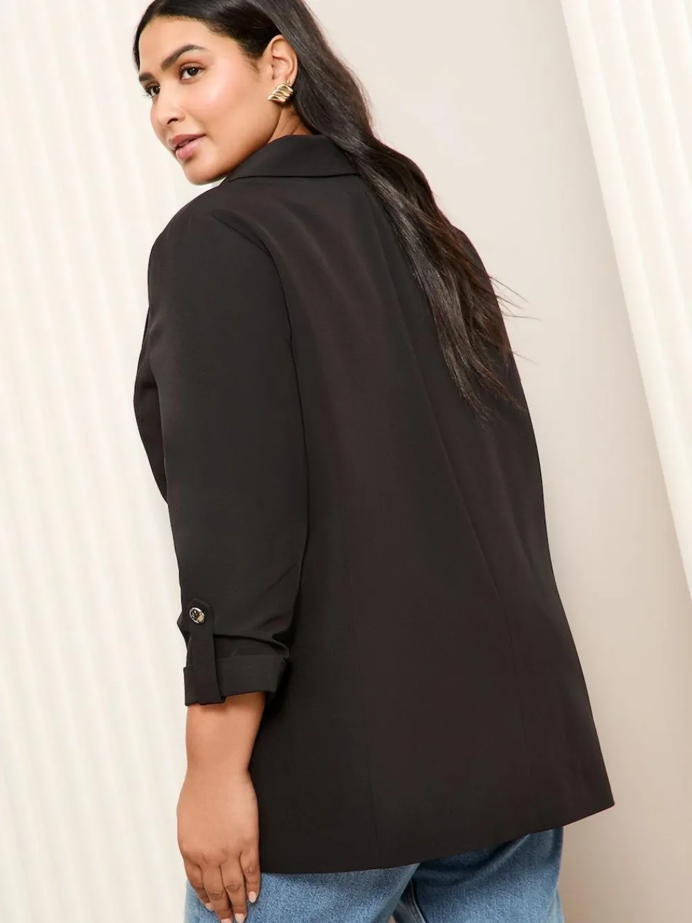 Friends Like These Curve Edge to Edge Tailored Sleeve Detail Blazer^Women Blazers|Suits & Tailoring