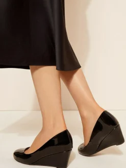 Friends Like These Standard Fit Mid Wedge Round Toe Court Shoes Black