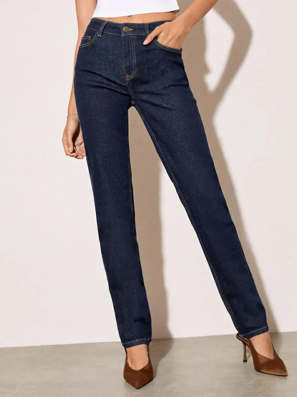 New Friends Like These Slim Jeans Rinse Wash