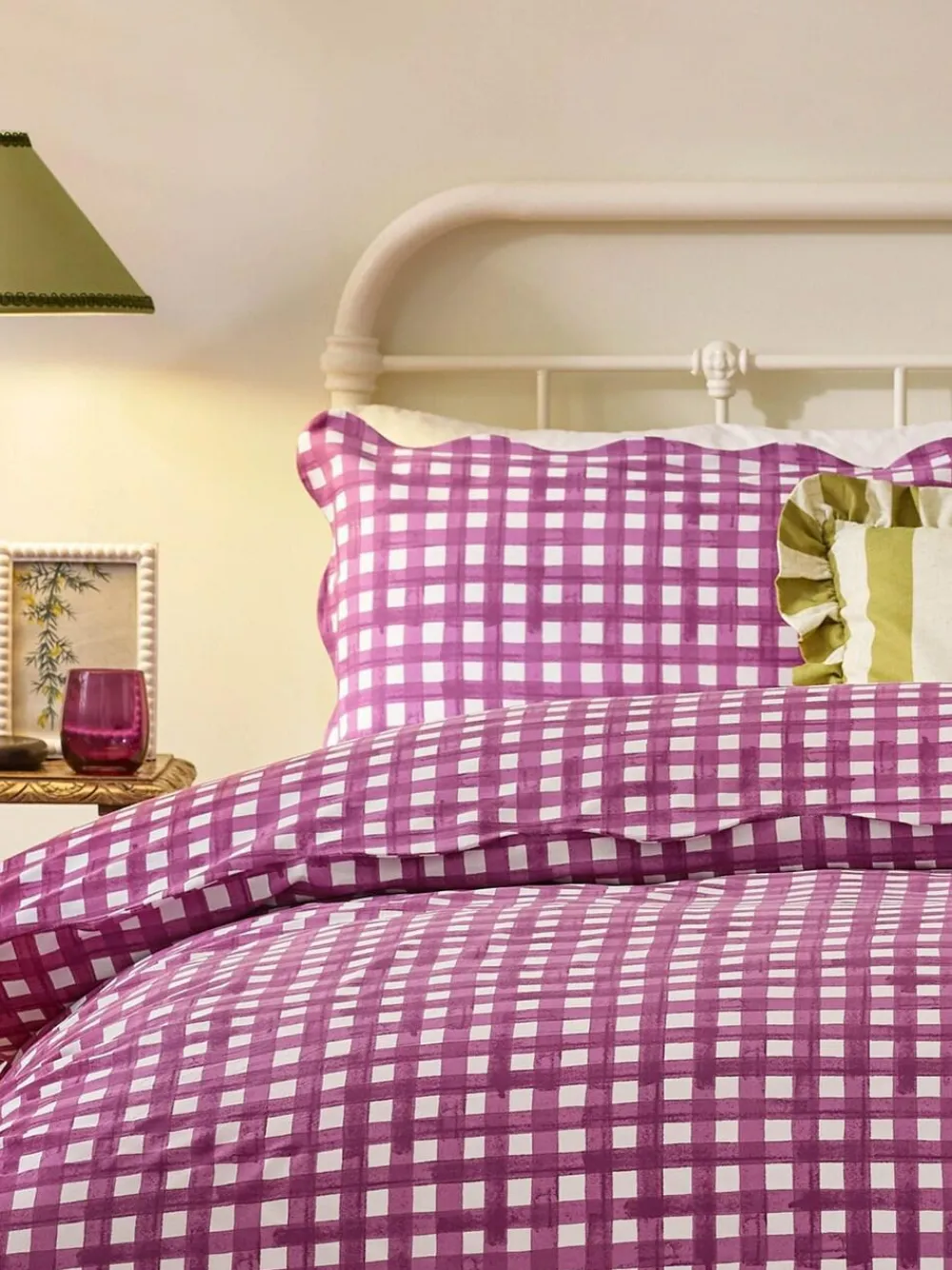 Sale Furn Red Scalloped Edge Gingham Pillowcase Pair