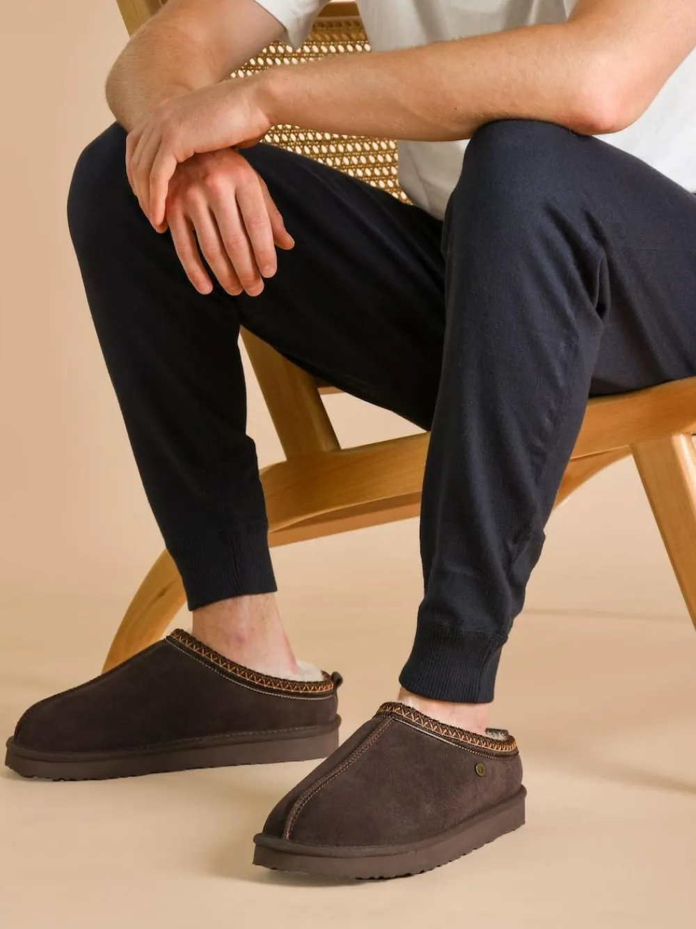Best Just Sheepskin Mens Miles Slippers Brown
