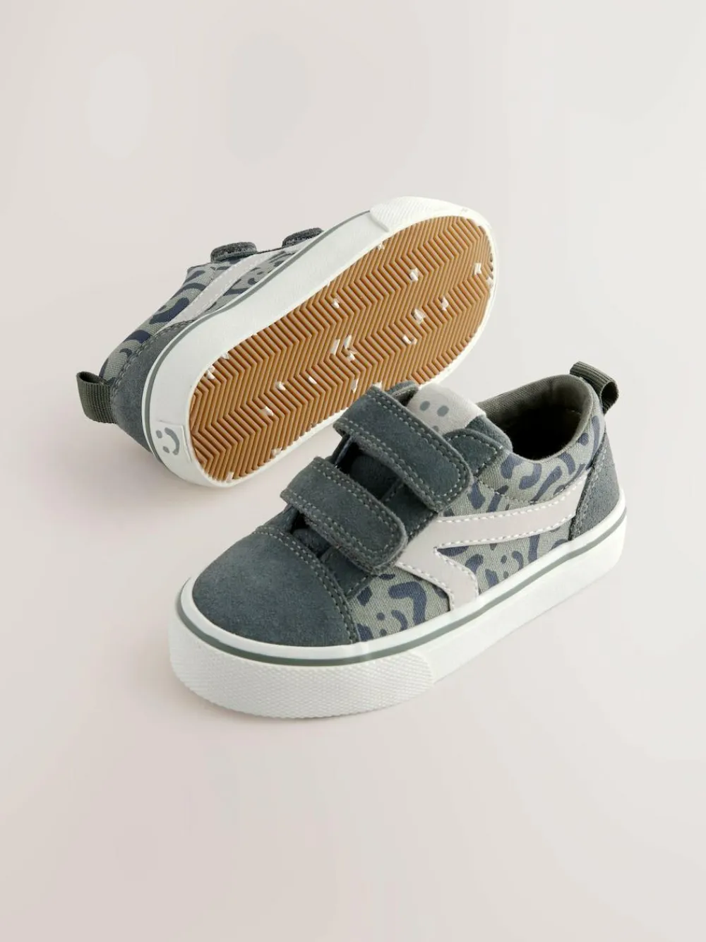 Next Wide Fit (G) Touch Fastening Skate Trainers^ Sneakers