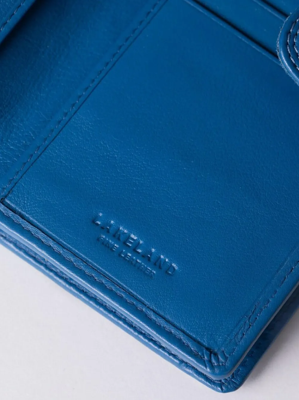 Lakeland Leather Blue Medium Tab Purse^Women Purses
