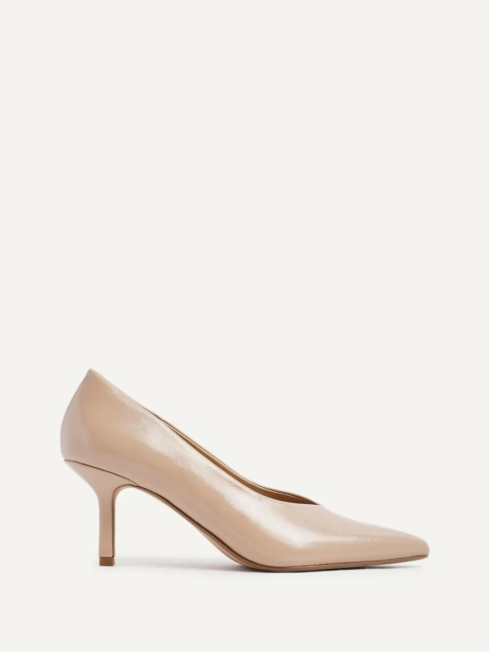 New Linzi Bellamy V-Shaped Closed Toe Court Heels Nude