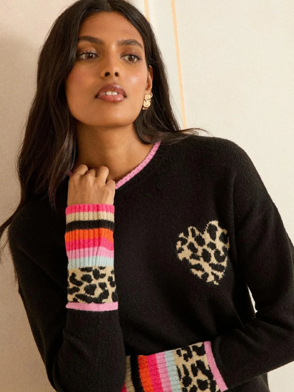 Outlet Love & Roses Black Animal Print Heart Crew Neck Cosy Jumper