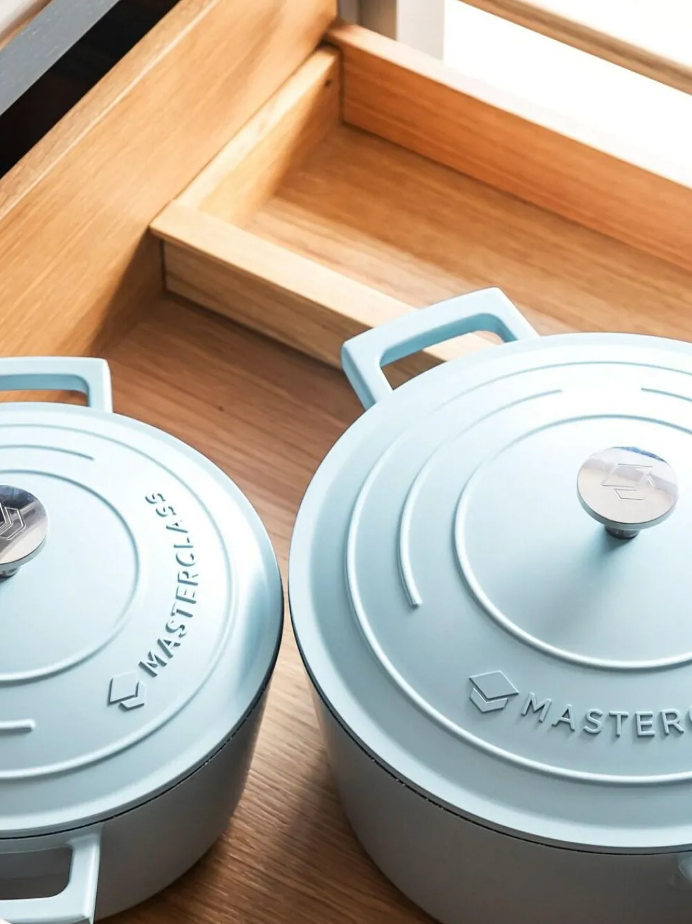 Clearance Masterclass Cast Aluminium 2.5L Casserole Dish Blue