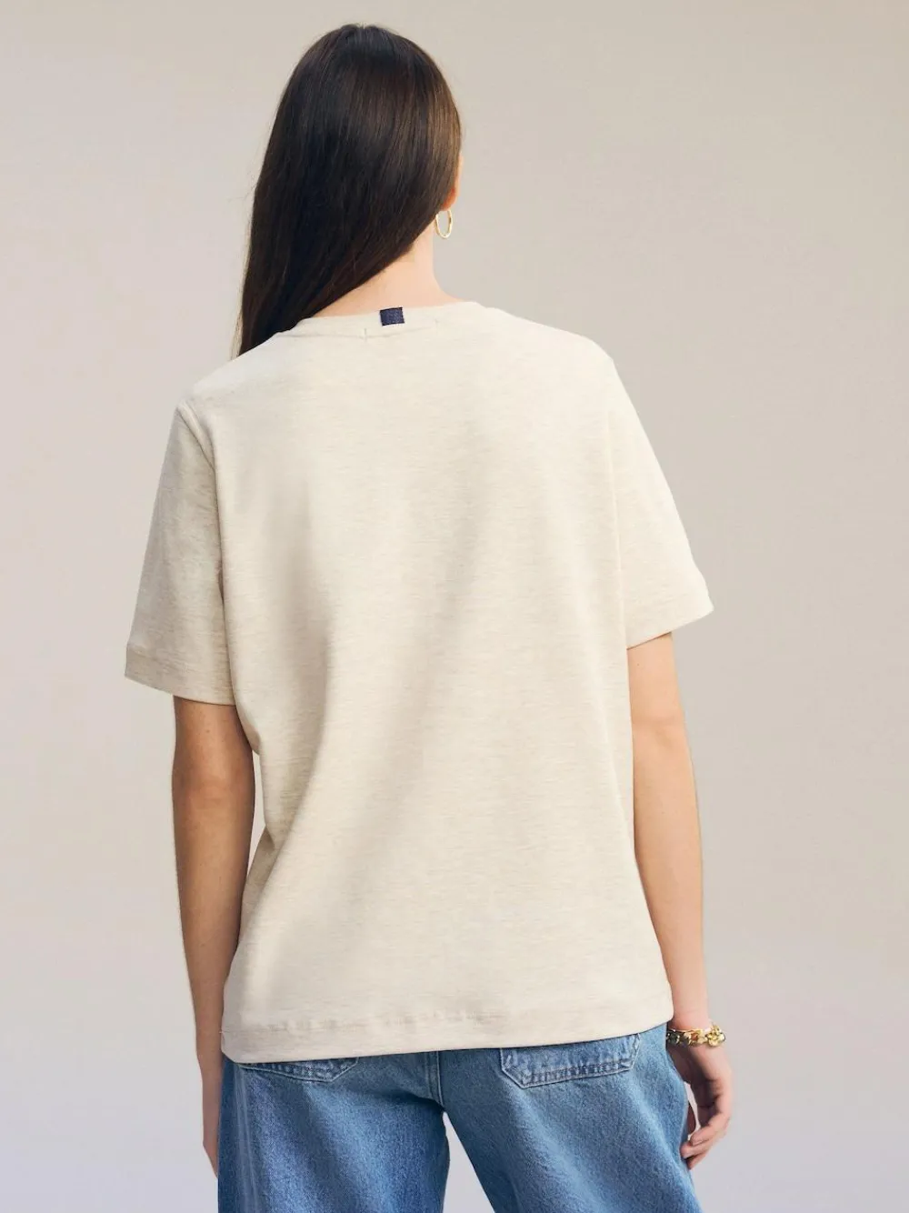 Hot Next Oatmeal Cream Heavyweight Short Sleeve Crew Neck T-Shirt