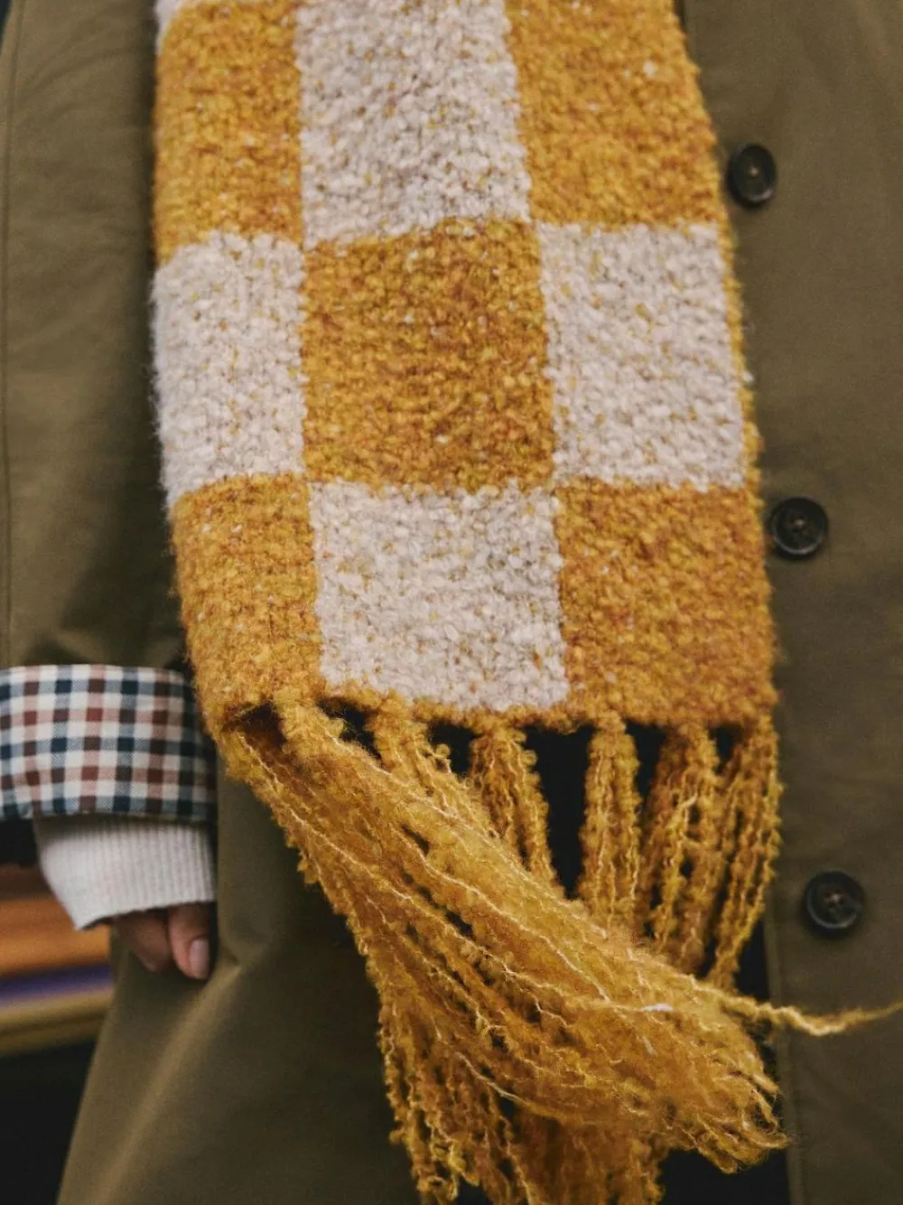 Next Ochre Yellow Checkerboard Boucle Knitted Heavweight Scarf^Women Hats, Gloves & Scarves|Hats, Gloves & Scarves