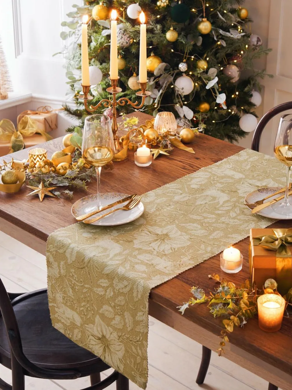 Discount Paoletti Gold Stag Large Christmas Table Runner
