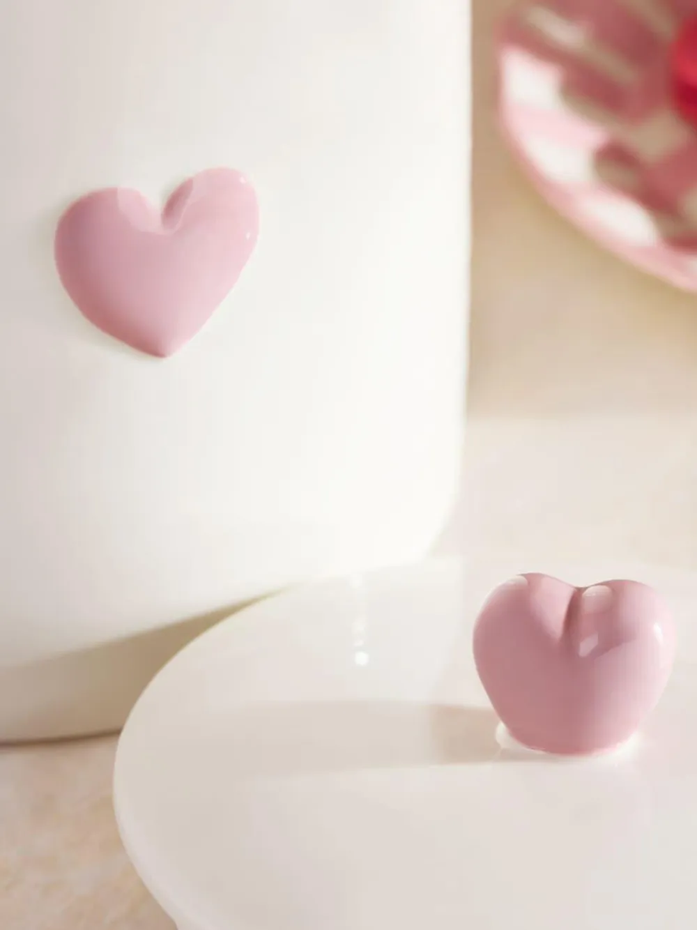 Hot Next Pink Heart Ceramic Bread Bin