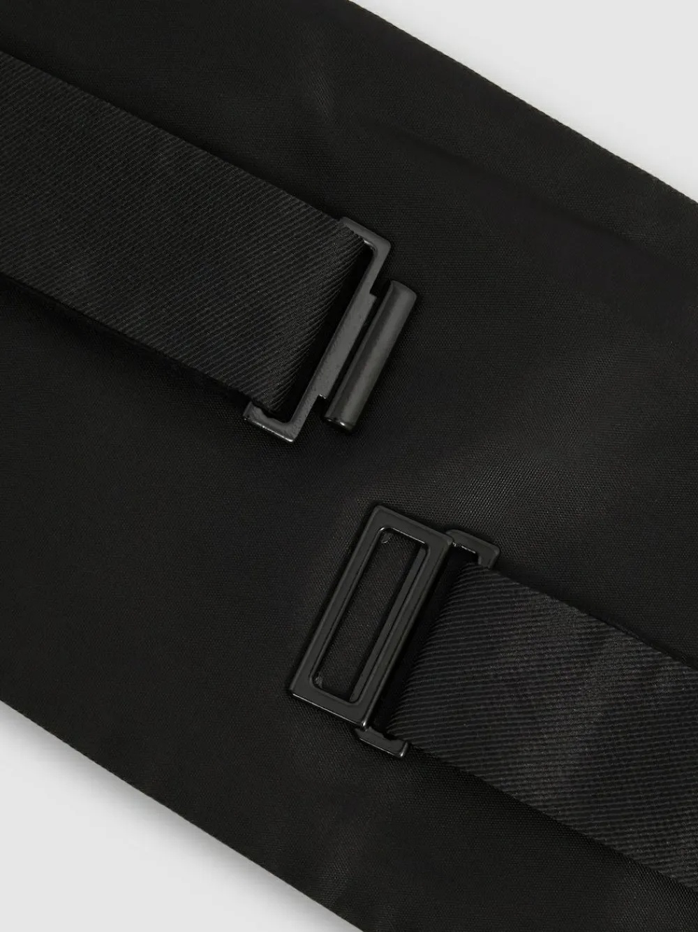 Outlet Reiss Cameron Silk Grosgrain Cummerbund Black