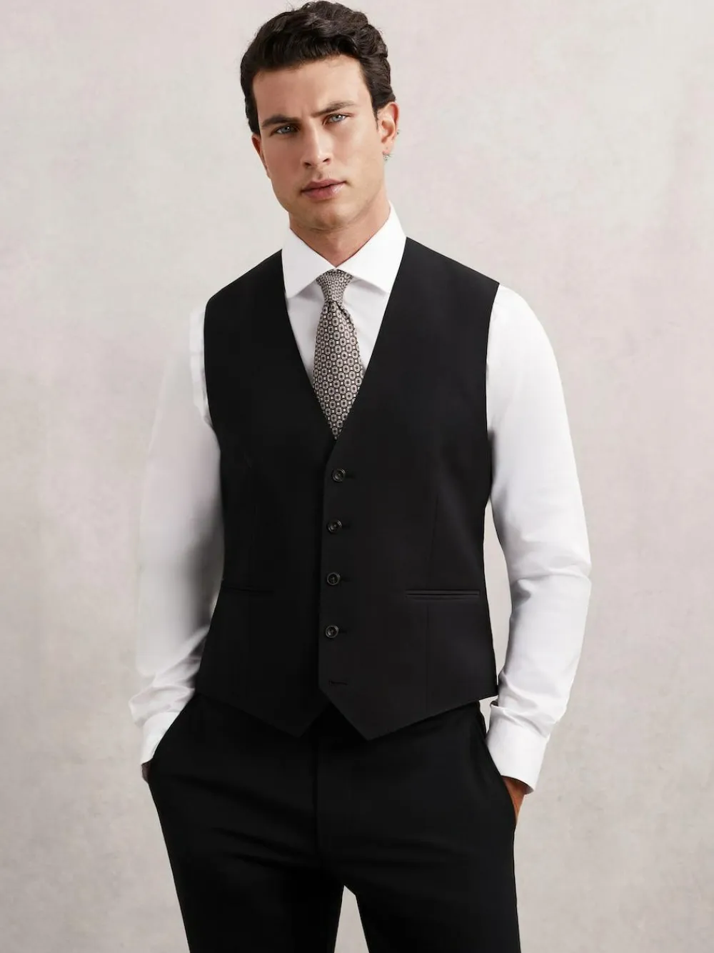 Reiss Promise Wool-Blend Tailored-Fit Waistcoat^ Vests