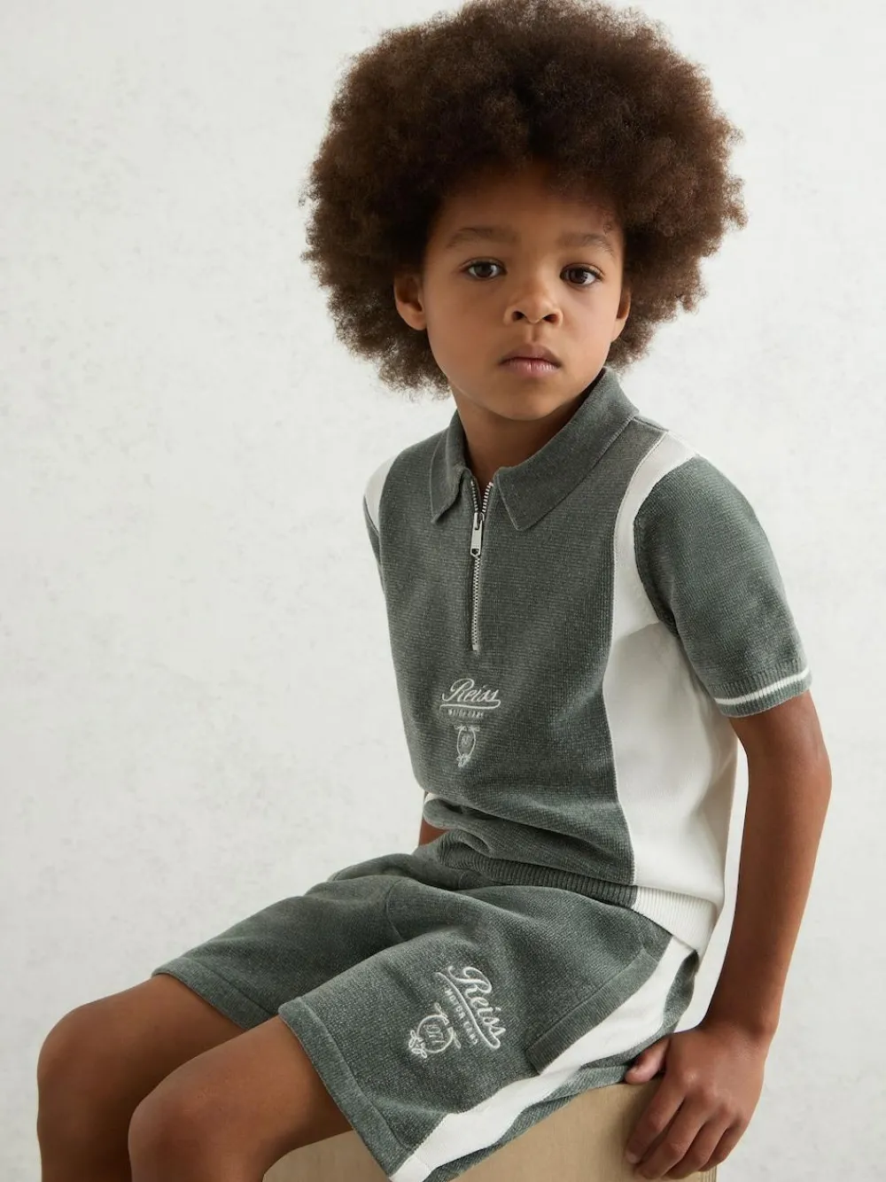 Reiss Dark Sage Green/White Trenton 9-13 yrs Chenille Tipped Motor Cars Shorts^ Shorts