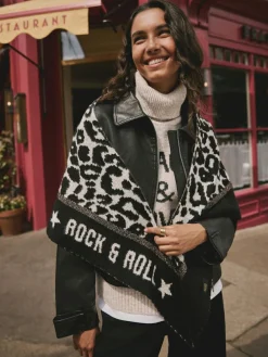 Rockett St George Animal Triangle Cosy Scarf^Women Hats, Gloves & Scarves|Hats, Gloves & Scarves