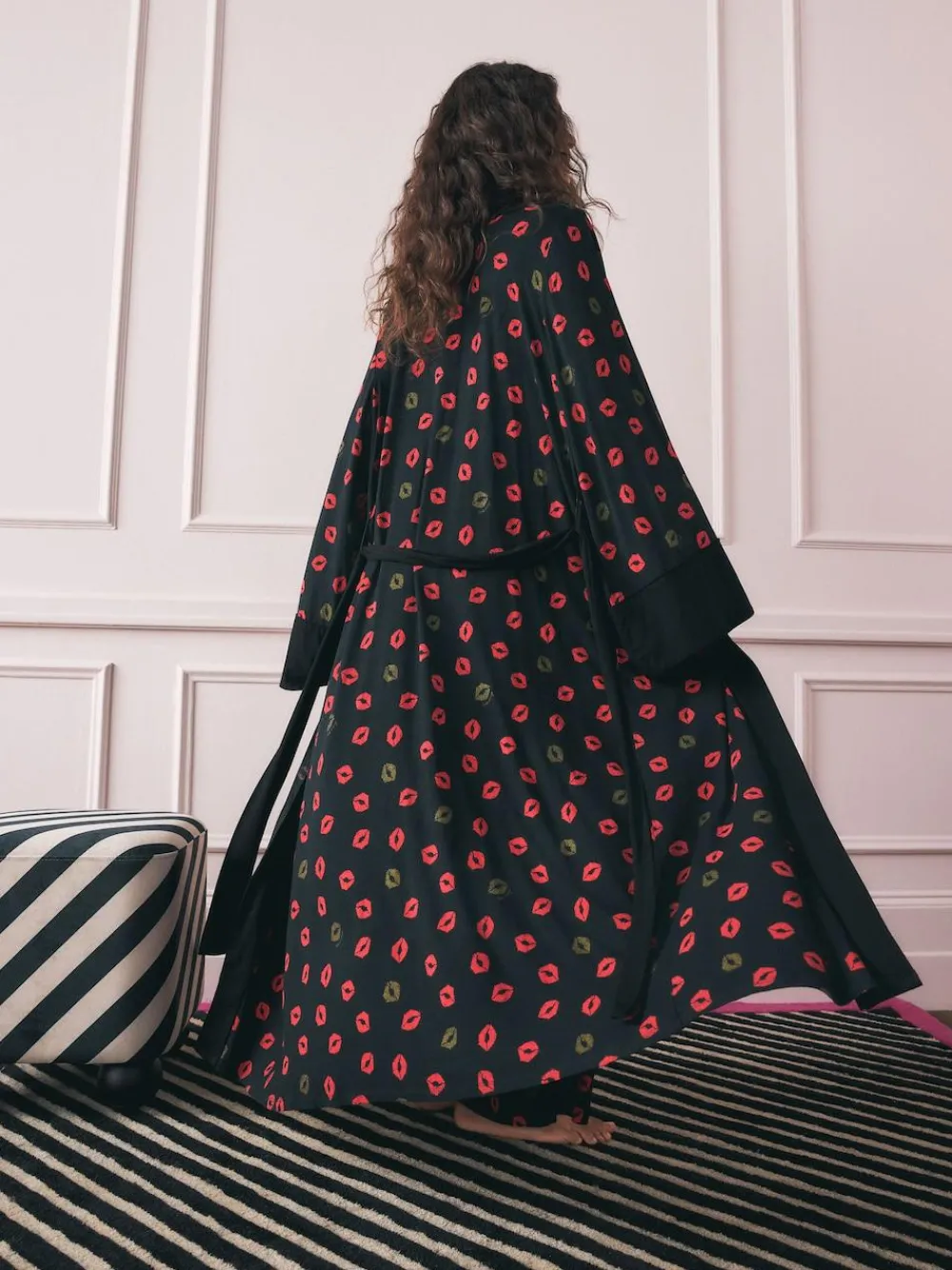 Best Rockett St George Black/Red Lips Jersey Robe