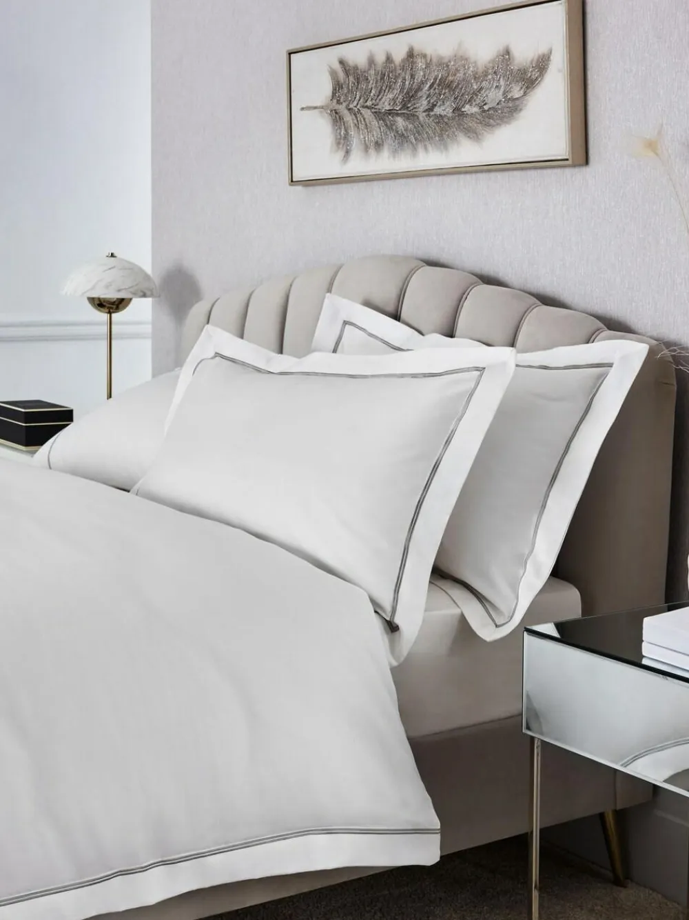 Outlet Next Set of 2 Collection Luxe 600 Thread Count Embroidered Border 100% Cotton Pillowcases White/Silver