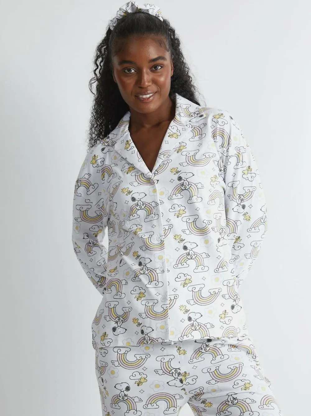Skinnydip White Peanuts x Snoopy Rainbow Print Pyjama Set in Ecru^Women Pyjamas