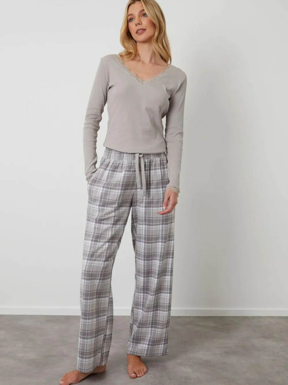 Threadbare Cotton Long Sleeve Pyjamas Set^Women Pyjamas