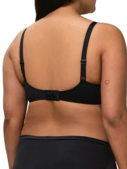 Online Triumph ® Body Make-Up Soft Touch Padded Bra Black