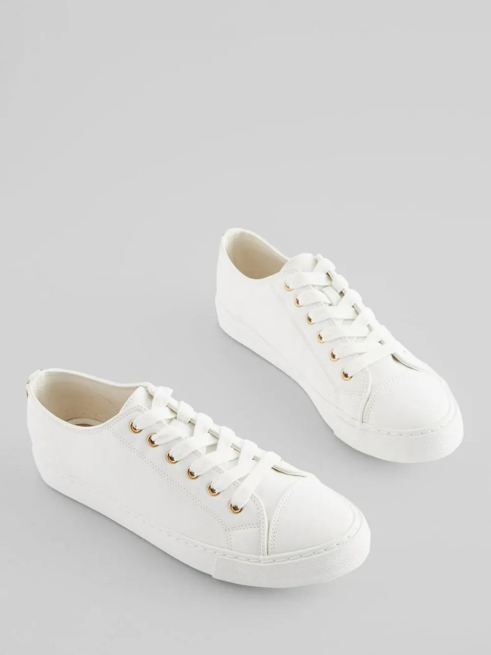 New Next Standard Fit Patent Baseball Trainers White
