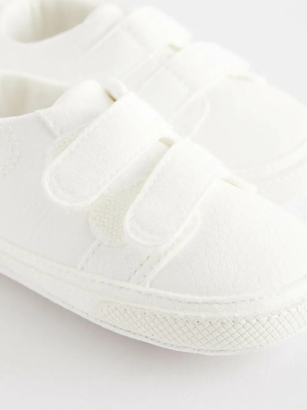 Next White Touch Fastening Baby Trainers (0-2mths)^BOY Unisex|Sneakers