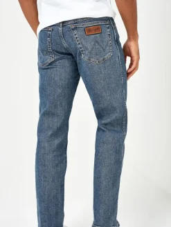 Discount Wrangler Mid Wash Straight Fit Texas Authentic Jeans